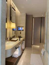 Waldorf Astoria Bangkok โรงแรมในกรุงเทพ