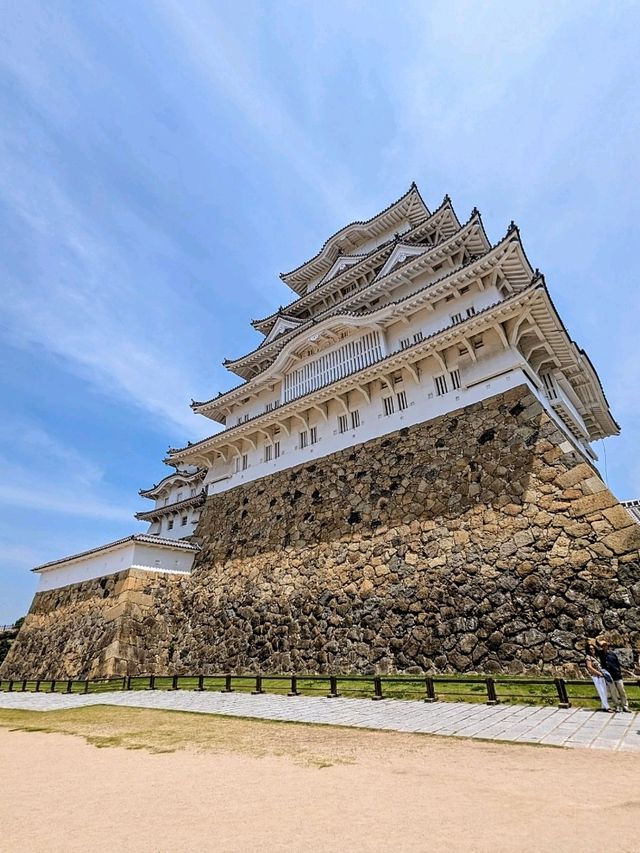 姬路 | 日本國寶名城，宛如百百鷺展翅的姬路城