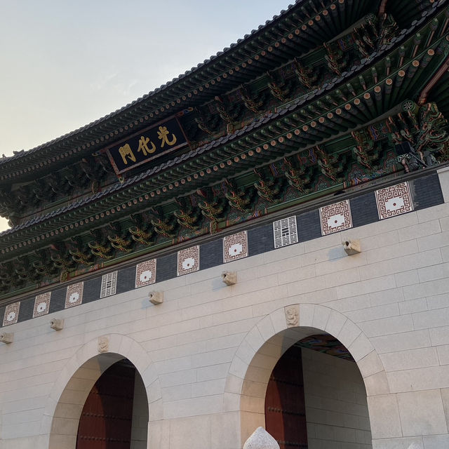 Summer Serenity: Unveiling the Majesty of Gwanghwamun Gate