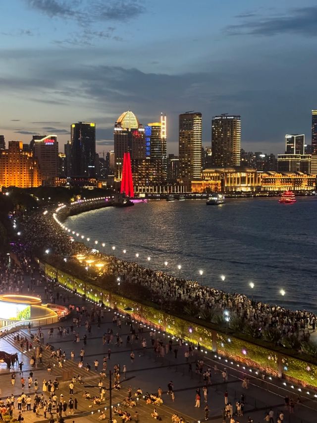 Shanghai’s Iconic Waterfront