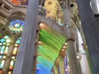 Barcelona: Gaudí and the Luminous Wonder of Sagrada Família! 🇪🇸✨