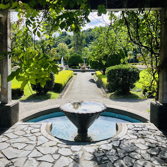 Step into History & Blooming Beauty