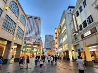 Guangzhou’s Twin Shopping Streets: Style Meets Tradition