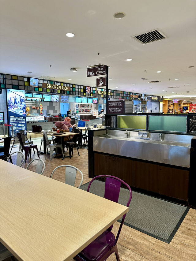 City Eats Beneath a Waterfall: Food Garden @ SOGO KL