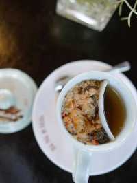 ร้านน้ำชาตรงทางขึ้นวัดหลินฟงเซ็น