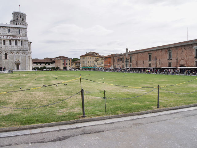 🗼 The Leaning Wonder and Majestic Cathedral of Pisa