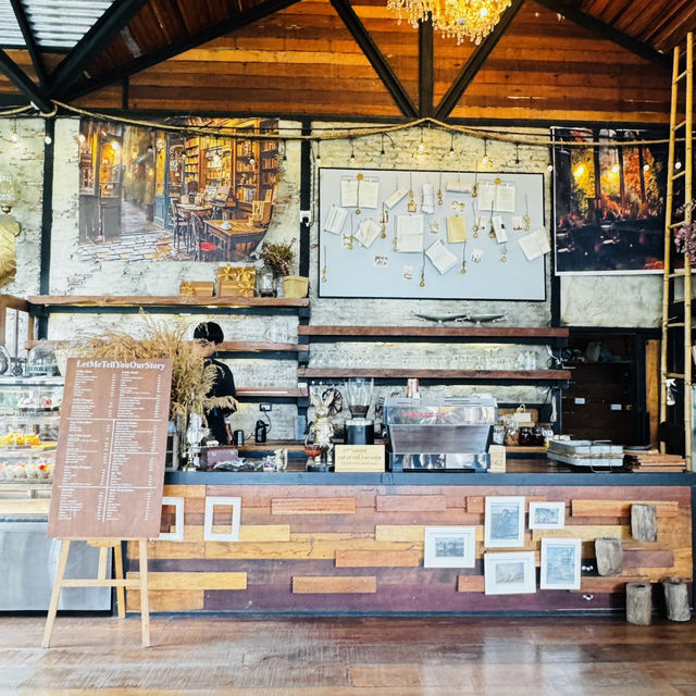 🕍 Let Me Tell You Our Story Cafe💒