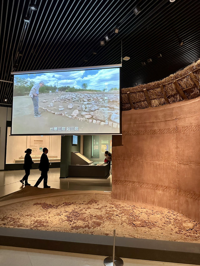 Time Travel in Style: Exploring Henan Museum’s Ancient Glamour
