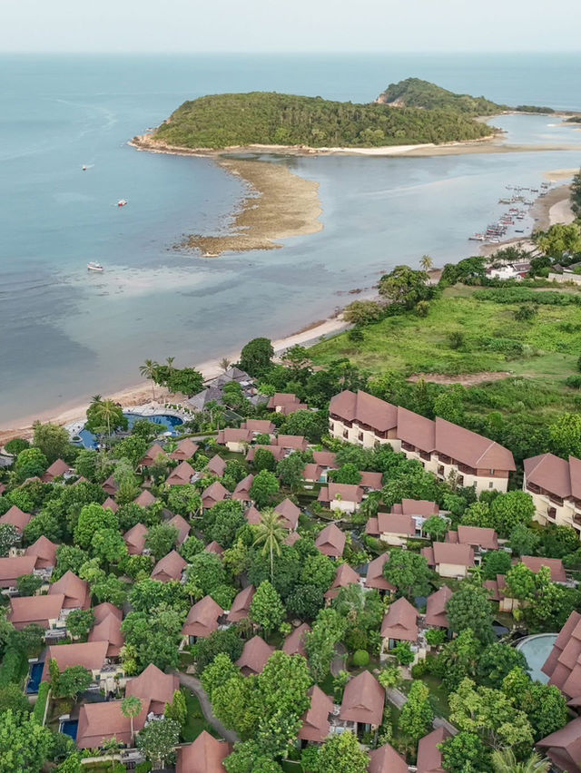 Nora Beach Resort and Spa ที่พักสไตล์ทรอปิคอล