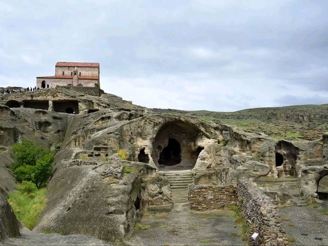 Time Travel Vibes at Uplistsikhe Cave Town