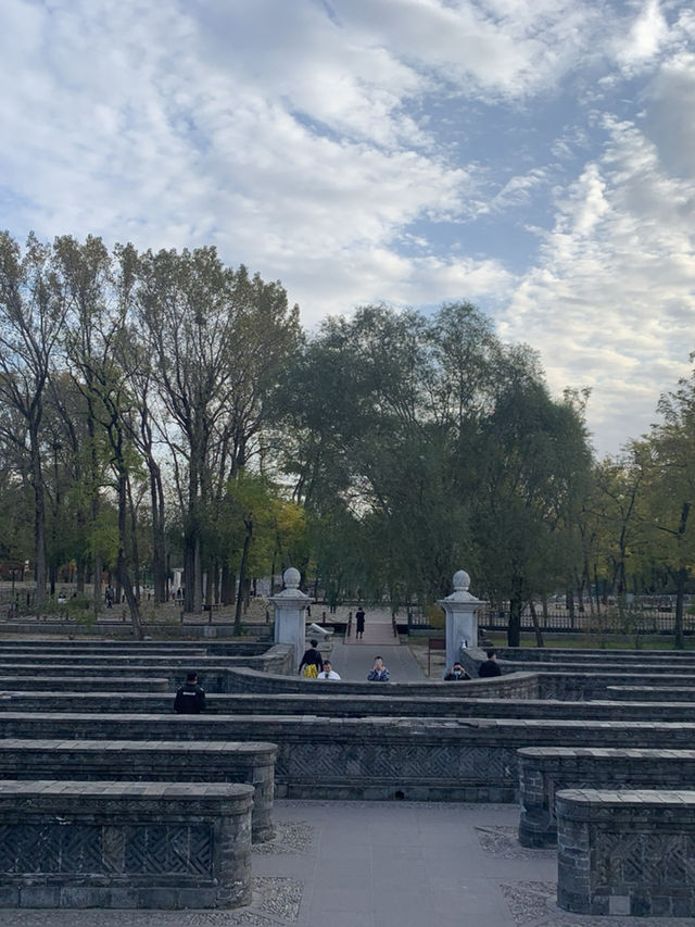 🏝️ A Glimpse into Immortal Realms: Fanghu Shengjing at Summer Palace☯