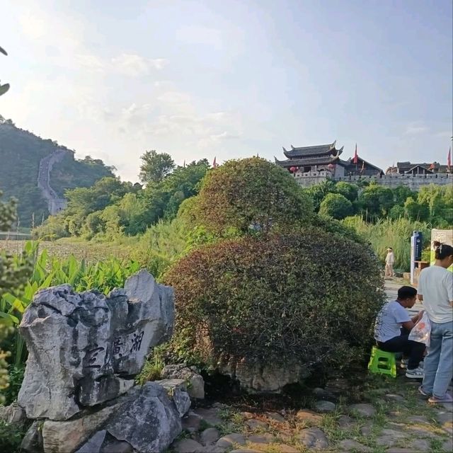 Stone Walls and Living History, Exploring Qingyan Ancient Town Stone Walls and Living History, Exploring Qingyan Ancient Town