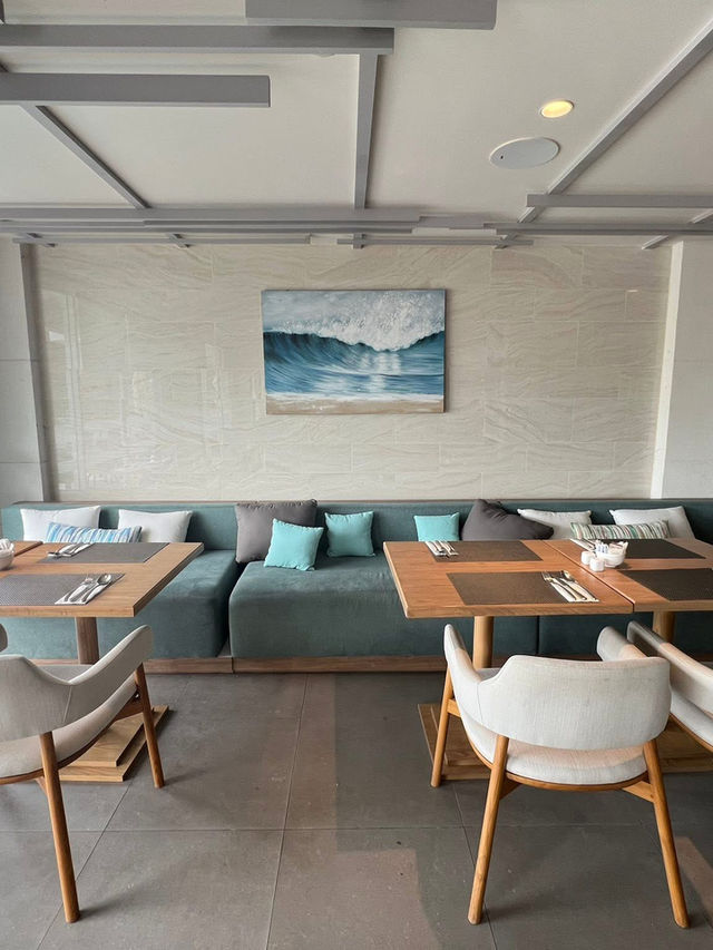 🌊🏨 海風を感じる快適ステイ「Eastin Hotel Rayong」で贅沢なリラックスタイム✨ 🌊🏨 海風を感じる快適ステイ「Eastin Hotel Rayong」で贅沢なリラックスタイム✨