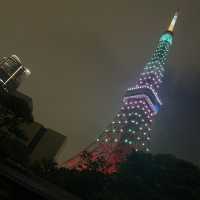 #鋼鐵巨神與夜幕紅塔：台場高達與東京塔之夜🗼🤖