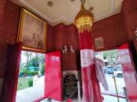 พามาสักการะสถานที่ศักดิ์สิทธิ์เมืองนนทบุรี