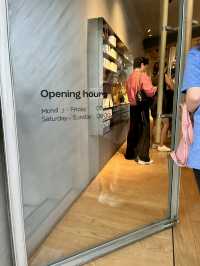 “LA CABRA Silom –คาเฟ่เดนมาร์กสุดมินิมอลใจกลางกรุง