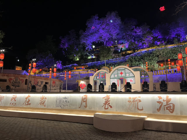 Xi An - a place with nature wonders, good food and historical handsome stone statue