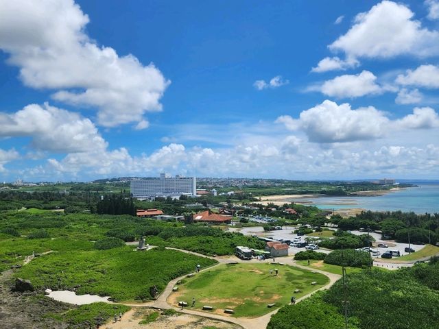 沖繩殘波岬🌊|斷崖絕壁🏝及白色的燈塔 沖繩殘波岬🌊|斷崖絕壁🏝及白色的燈塔