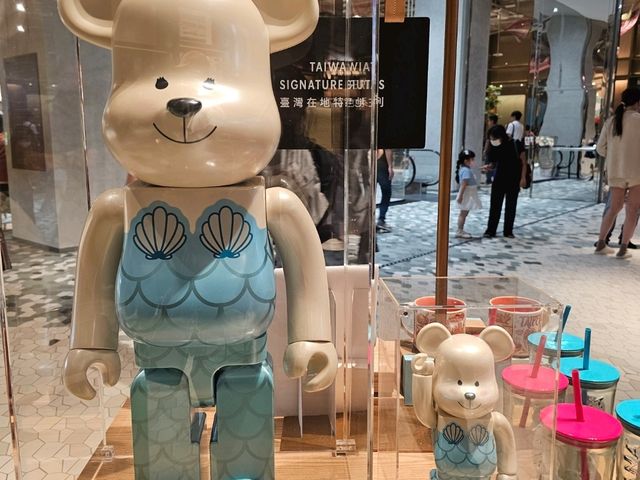 星巴克中的藝術品:DREAM PLAZA 典藏店體驗