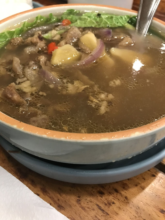マクタン島 オススメ レストラン（フードコート）