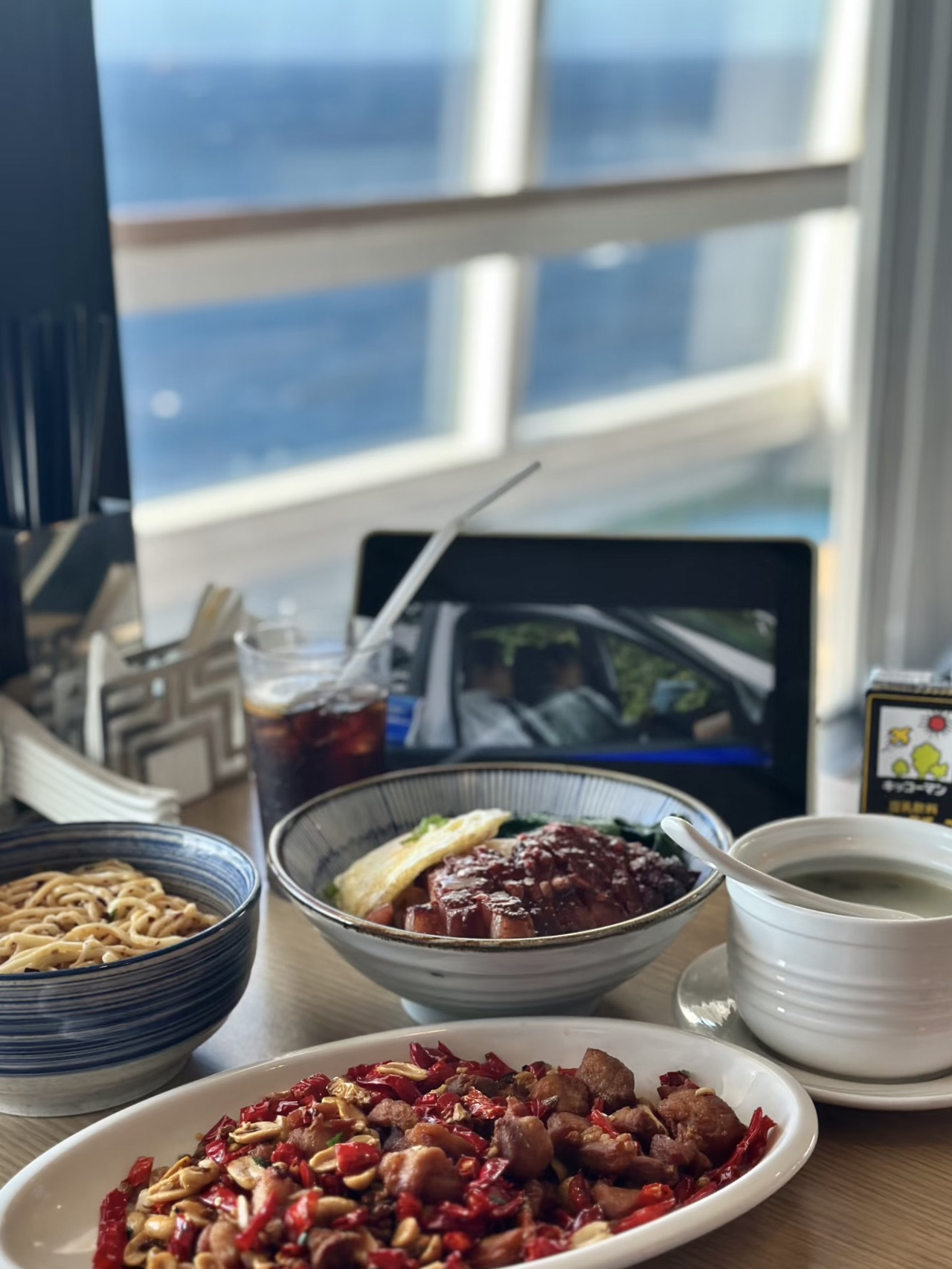 I've been thinking about where to go during the National Day for a long time. The tickets are expensive and crowded as the holidays are approaching.
I suddenly wanted to try a cruise 🚢, and I was really satisfied with the result!

🛳️ Gu Lang Yu Cruise Experience

Because I am in the Greater Bay Area, I chose the "Gu Lang Yu" cruise
The route departs from Hong Kong and passes through Miyako Island, Japan🇯🇵.
At first I was confused between Vietnamese line or Japanese line, but luckily I chose Japan in the end!
Miyako Island is so beautiful that it's worth a special visit! 🌴

👏 Onboard Experience

The Gu Lang Yu is a good friend for first-time cruisers!
Although not an oversized ship, it is fully equipped and has excellent service.
The service staff on board are all very nice and enthusiastic 🥰.
As an I person (introvert), this time really i person attribute explosion ~
The daily activities are very rich, the night performances are super exciting, the actors are serious and watchable✨
However, the seating slope of the theater on the ship is not high enough, so it is easy to be blocked by the front row👀

🌅 Sunset at sea and "Truman's World" feeling

The sunset on the sea is so amazing 🌇!
Looking at the endless sea, it feels like being in The Truman Show.
The sea is too broad ~ the heart has been healed 💭.

🚗 Miyako Island Day Trip (Charter Required!)

The time to go to the island is only 6 hours. You must charter a car to have enough fun!
This will maximize the use of time 💪.
We went to:
Irabe Bridge🌉
Observation Deck
Naha
Miyako Wagyu Beef🥩
Don Quijote 🛍️
Sand Mountain
AEON AEON
Nishimatsuya (buying kids clothes is super cheap👶)

I also played motorboat in Naha, it cost 200 mosquitoes per person, it was so fun!
We also saw sea turtles 🐢 and corals 🪸, super beautiful!
If you don't have a chartered car, you may not be able to visit both attractions😆.

💡 Summary & Next Plan
After returning, I was ready to help my mother sign up for a cruise 🤣!
Friends in the Greater Bay Area can pay attention
Royal Caribbean Ocean Spectrum will depart from Hong Kong at the end of November.
Can't miss it! ⚓️

#CruiseTravel #Gulangyu #Miyako Island #Hong Kong Departure #Miyako Island View #Japan Travel #Cruise First Experience #Greater Bay Area Travel #Holiday Good Places #Couple Travel