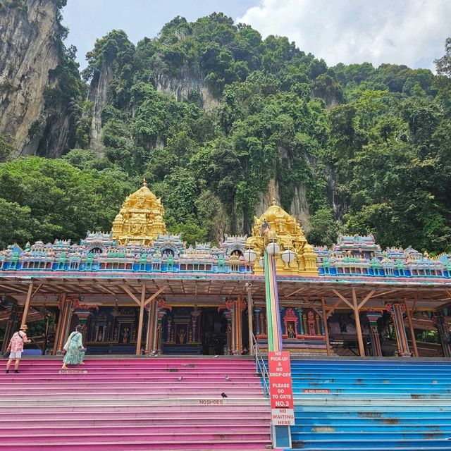 Batu Caves – The Stairs to the Sky