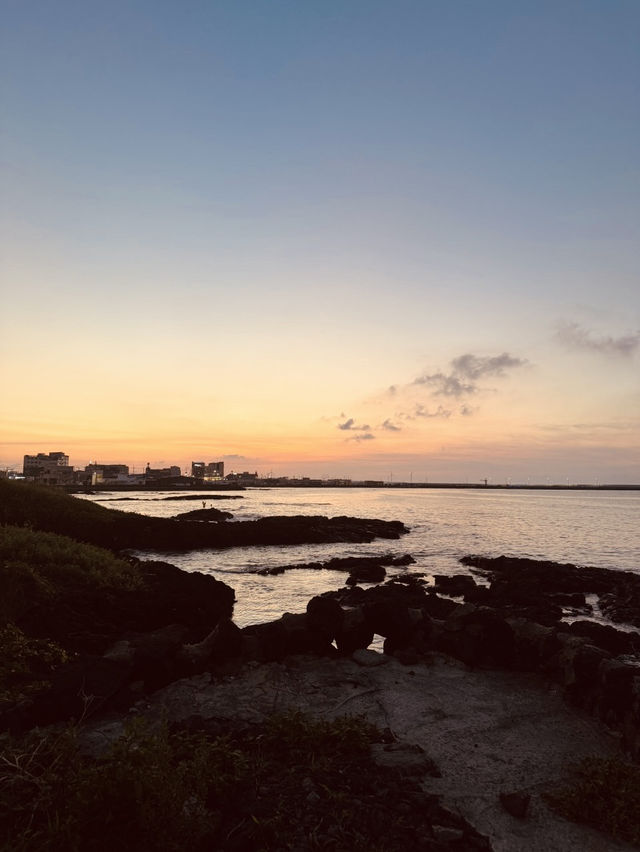 The Iconic Sehwa Coastal Wall and Marketplace