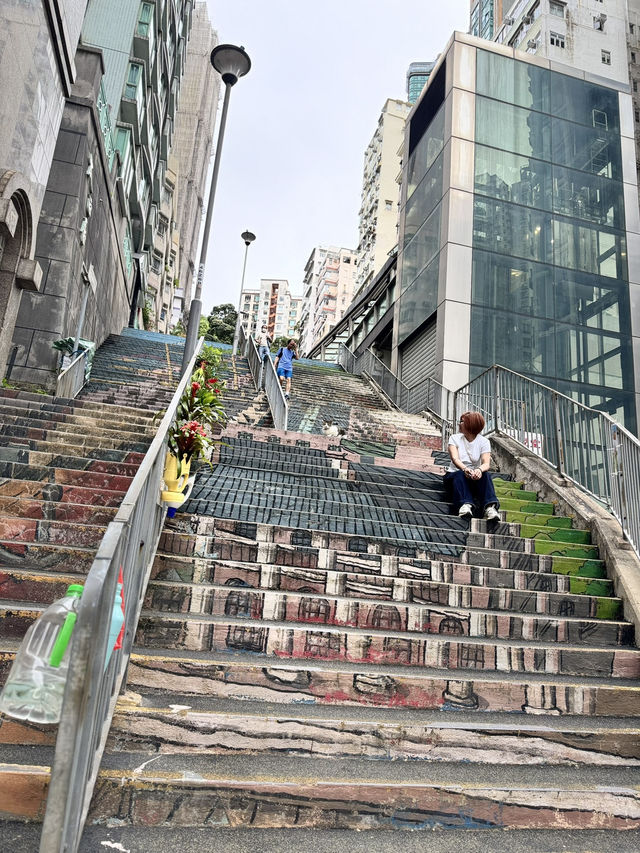 Modern City Pulse🌆 Modern City Pulse🌆