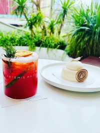 Where Minimalist Vibes Meet Perfect Pastries 🇻🇳🧁