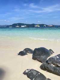 Banana beach 🏝️