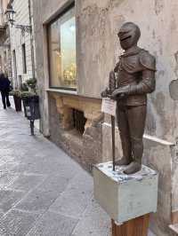 레체, 골목에서 만나는 남부 이탈리아의 정취