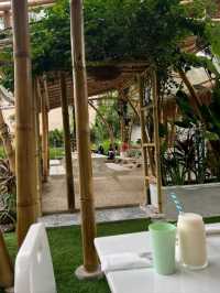 A LOVELY RUSSIAN CAFÉ IN BALI.