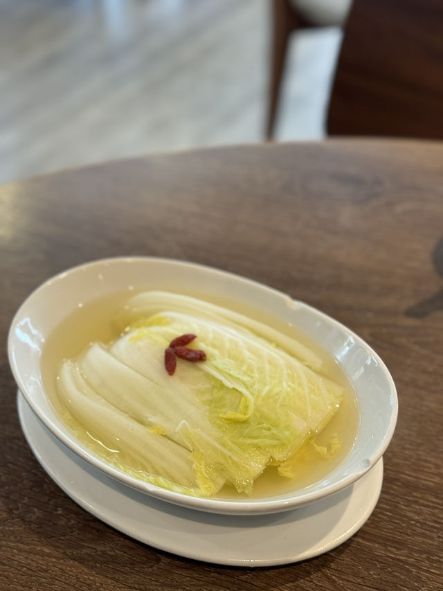 $398有黑醋骨、半隻北京填鴨、白菜同包茶位錢。 $398有黑醋骨、半隻北京填鴨、白菜同包茶位錢。