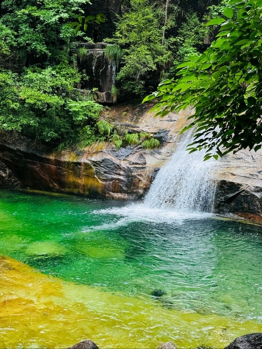 💚 Emerald Valley | Huangshan's Crystal-Clear Gem