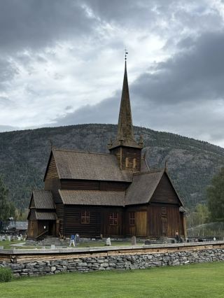 A Laid-back Norwegian Town - Lom.
