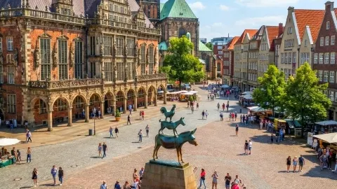 The Bremen Town Musicians Statue: A Fairy Tale Come to Life — traveler post in Bremen