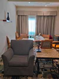 Vintage hotel by the airport 