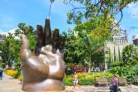 Discover Botero´s art in Medellin 🎨🔍