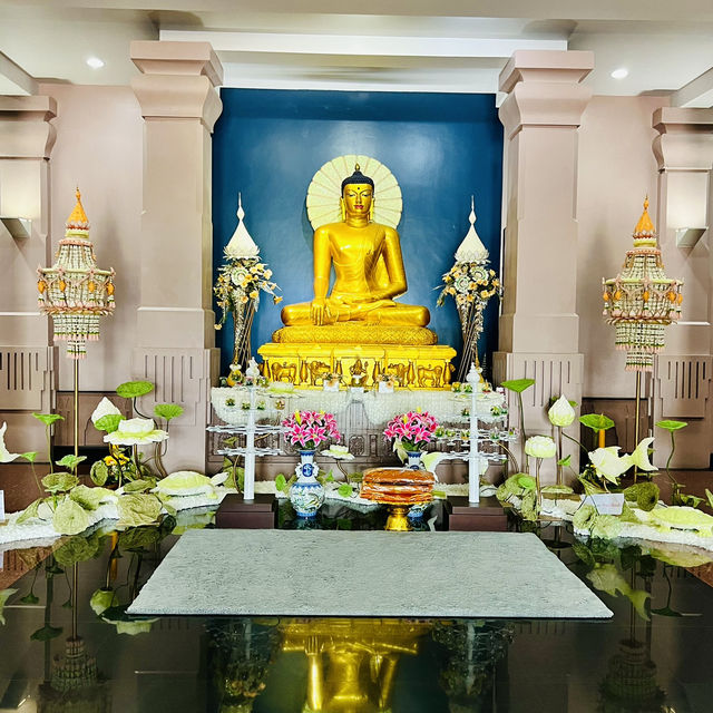 Stunning temple, hidden gem in Bangkok 