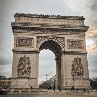 🇫🇷✨ Arc de Triomphe: Paris’ Monument of Glory and Grandeur ✨🇫🇷    