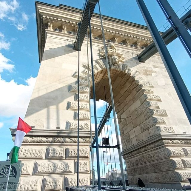 【ハンガリー】ブダペストの世界遺産「セーチェーニ鎖橋」