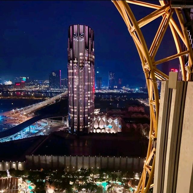 《澳門新濠影滙Studio City Macau》超美8字摩天輪🎡