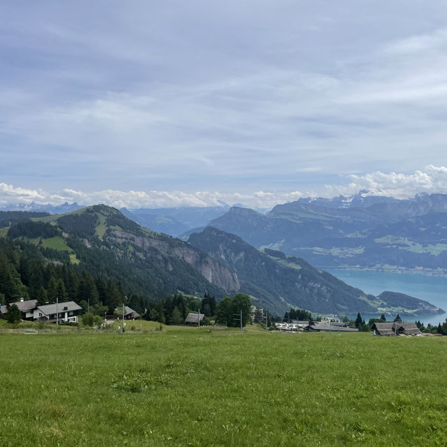 Magic Hiking Trip in Rigi