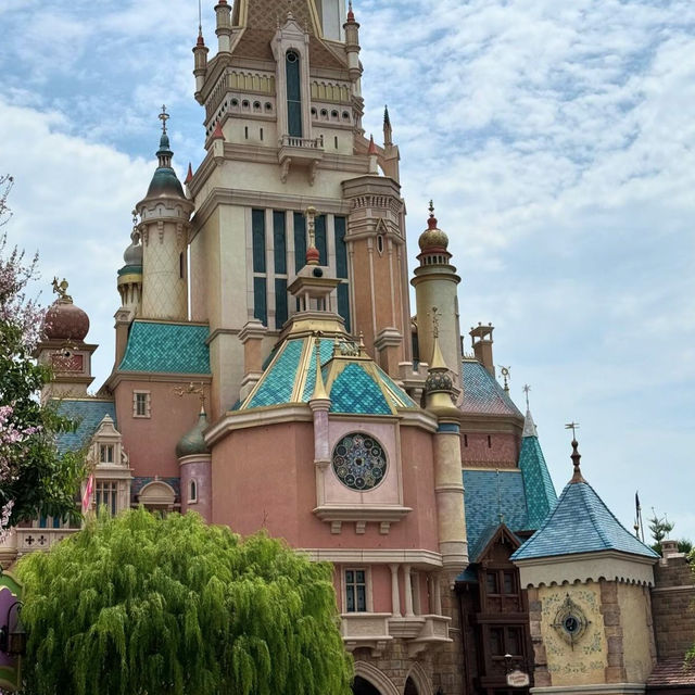 Majestic day at Disneyland Hong Kong 🗺️