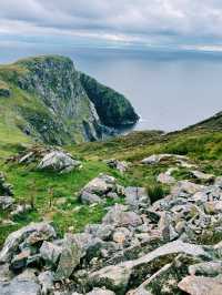 Epic Ireland Road Trip: Nature’s Wonders & A Stop in Derry 🌿🚗