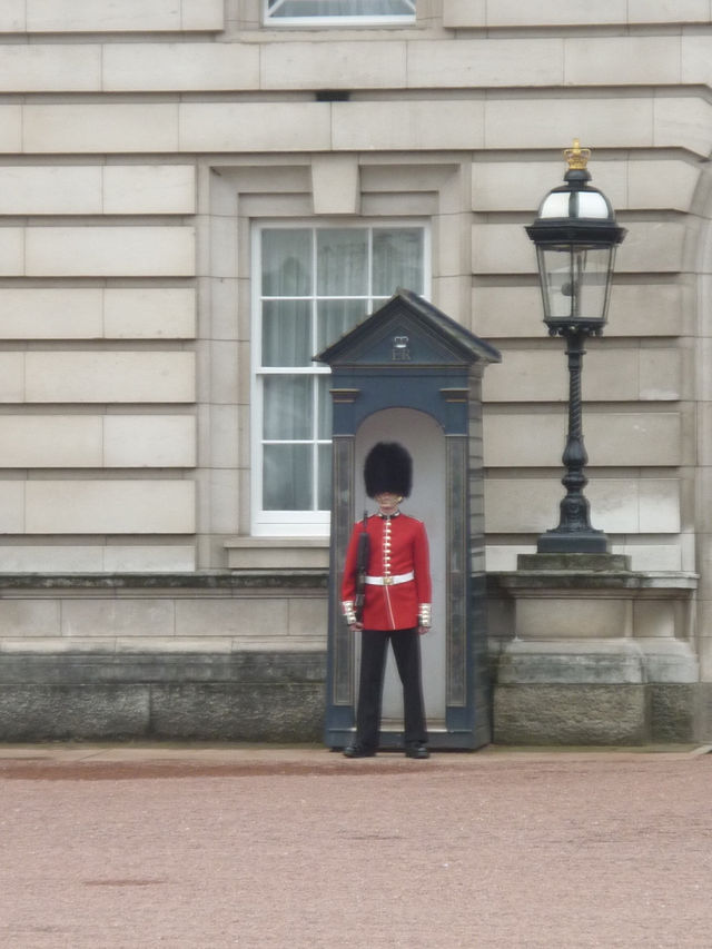 London Sights: Icons of History and Modern Life
