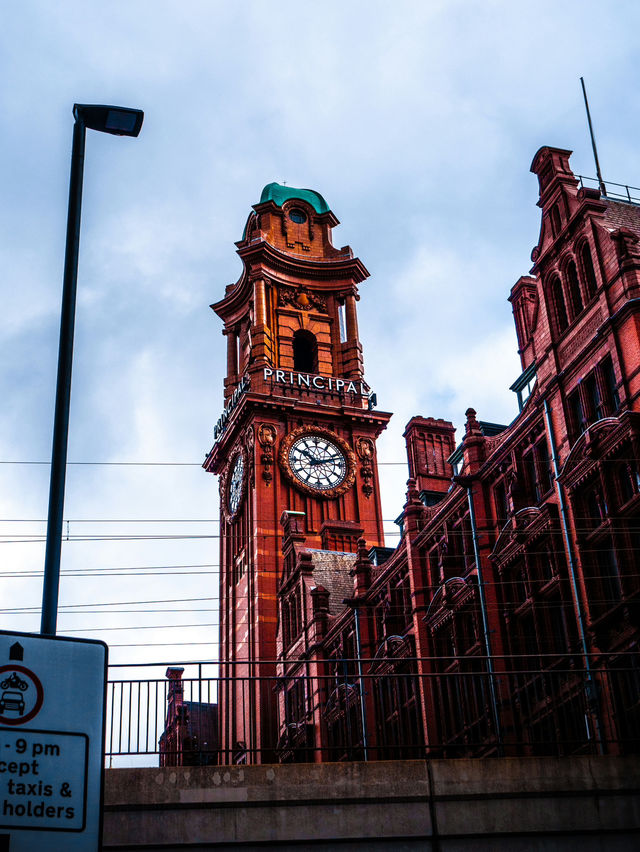 Manchester’s Green Escapes: Nature in the City 🌳