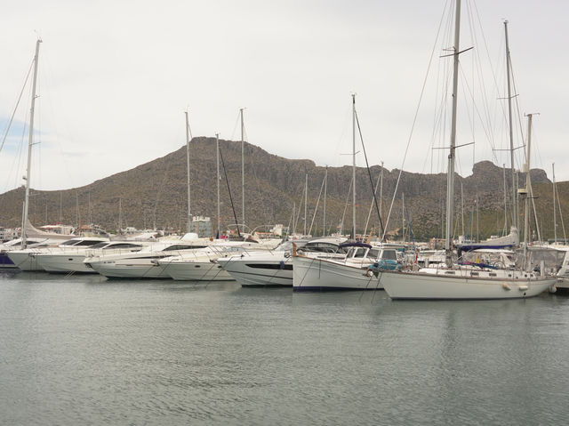 Puerto de Pollença. Does this popular beach town live up to its hype? 