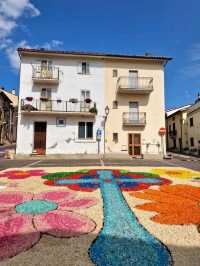 Roccascalegna Alleys & Medieval Charm
