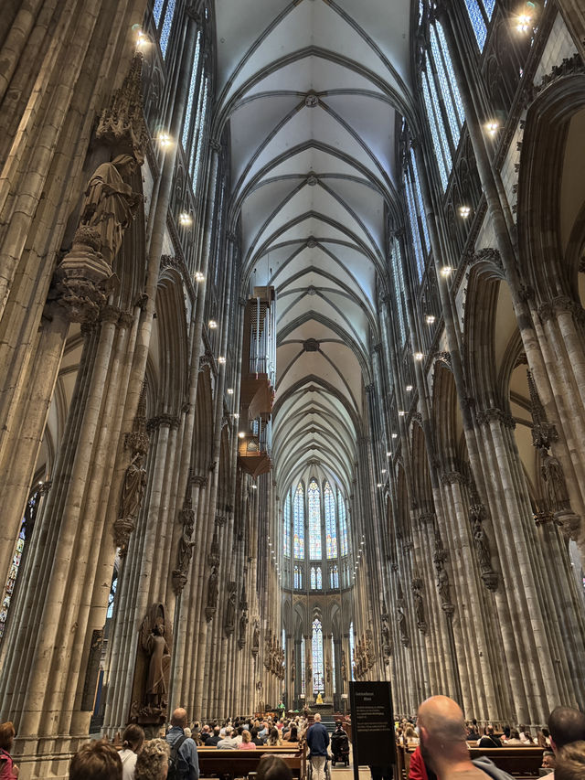 มหาวิหารโคโลญ (Kölner Dom)